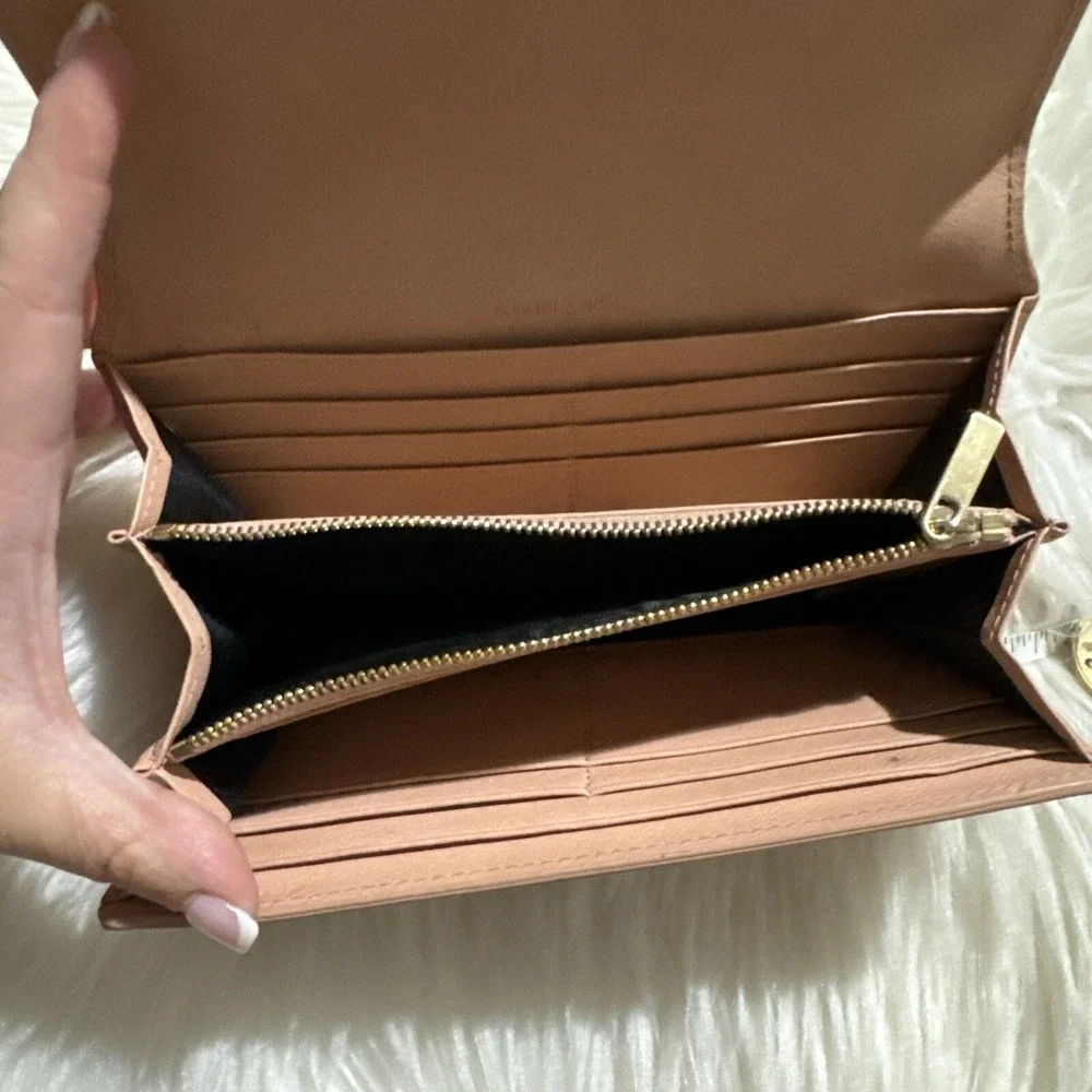Angela Roi Dusty Pink Woman's Wallet Clean EUC